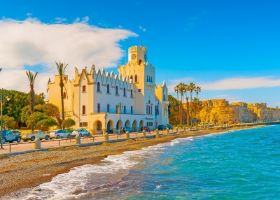 Altes Rathaus am Strand der Insel Kos (imagIN photography / stock.adobe.com)  lizenziertes Stockfoto 
Infos zur Lizenz unter 'Bildquellennachweis'